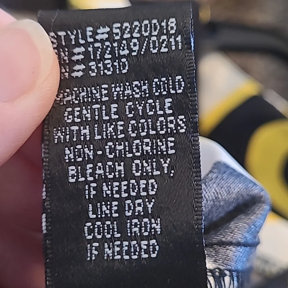 Stunning sleeveless dress in a size 14 petite - Picture 6 of 6